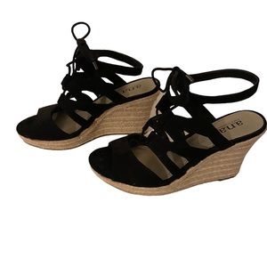 Dressy Wedge Sandals Black 4” With Laces